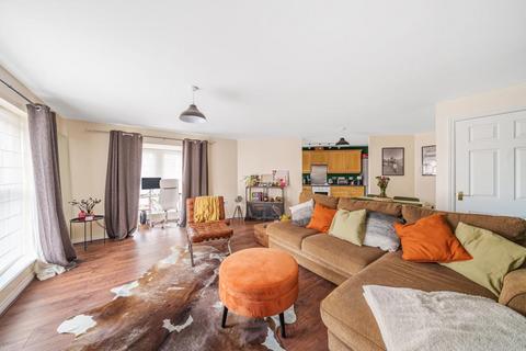 2 bedroom flat for sale, Swindon,  Wiltshire,  SN1