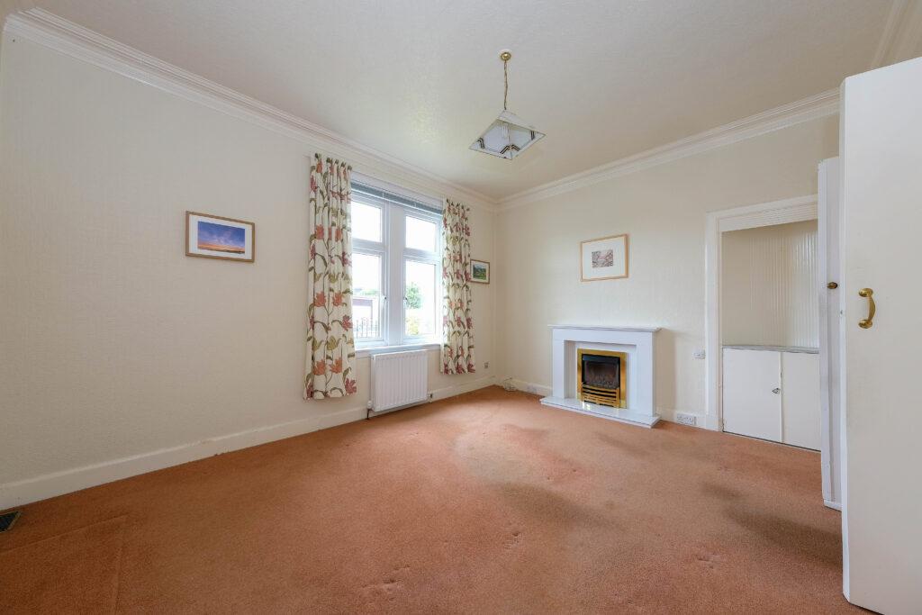 16 Goff Avenue, Craigentinny... 3 bed detached bungalow £390,000