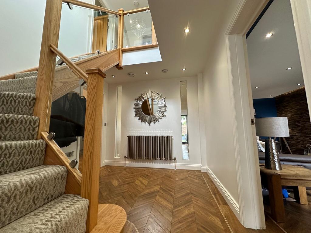 Fenton Close, Chester Le Street, DH2 4 bed detached house £340,000