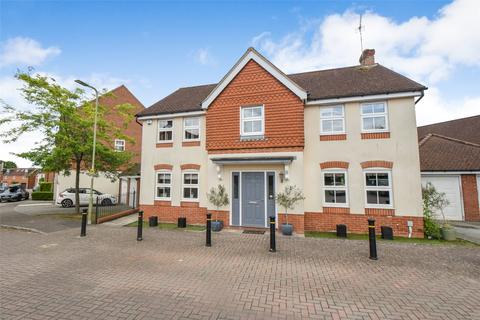 4 bedroom detached house for sale, Felders Mede, Hampshire RG27