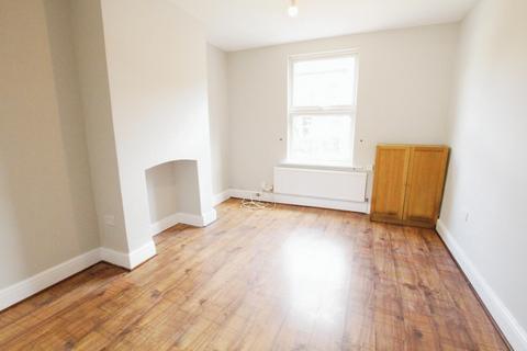 4 bedroom terraced house to rent, Cleeveview Road, Whaddon, Cheltenham, GL52