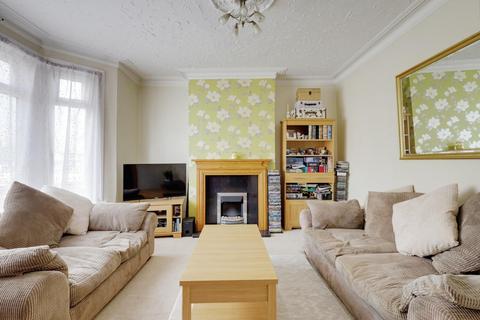 3 bedroom terraced house for sale, Sutton Road, Rochford, SS4