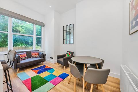 2 bedroom apartment for sale, Leathwaite Road, London, SW11
