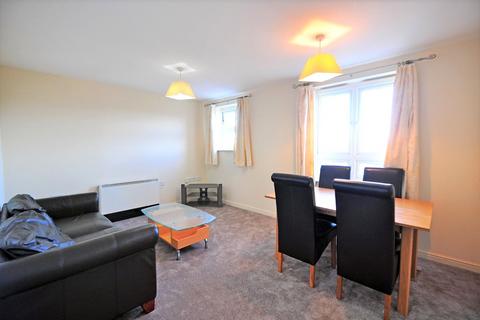2 bedroom apartment to rent - Holyhead Mews, Slough, Berkshire, SL1