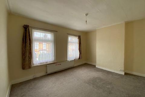 59a Tynemouth Road, London, N15 4AU