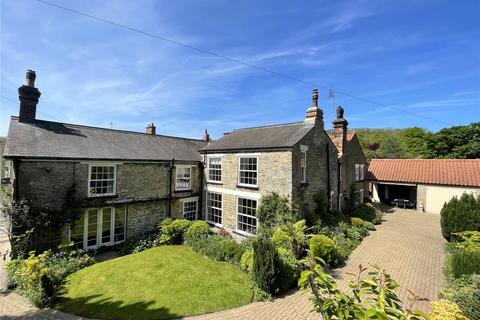 8 bedroom detached house for sale, Chestnut Avenue, Thornton-le-Dale, Pickering, North Yorkshire, YO18