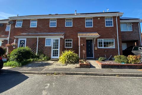 2 bedroom terraced house for sale, Monarch Close, Locks Heath