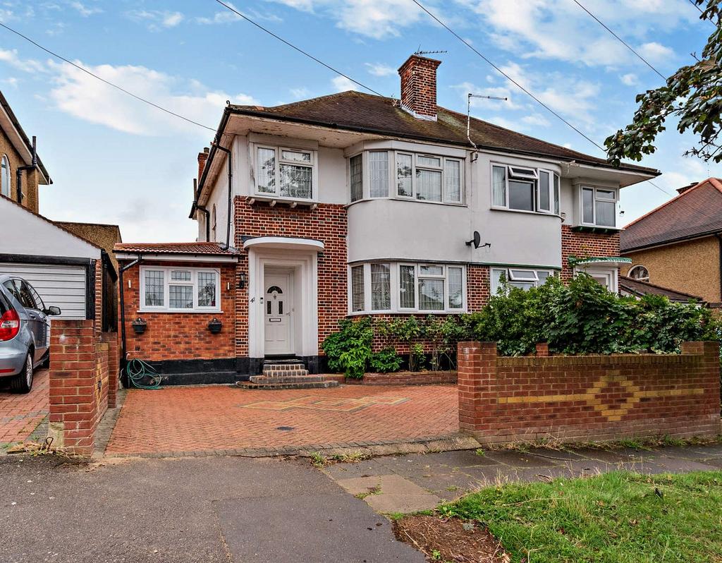 The ridgeway north harrow ha2 4 bed semi detached house 800 000