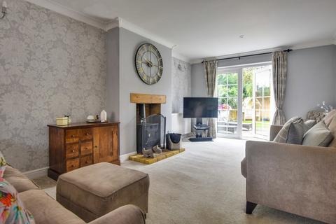 10 Broadfield, High Roding, Dunmow, CM6 1NY
