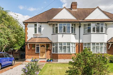 1a Aboyne Drive, London, SW20 0AN