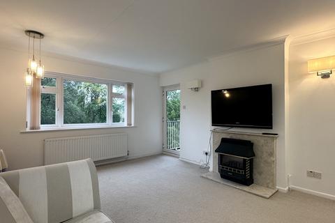 2 bedroom apartment to rent, West Cliff Road, Westbourne