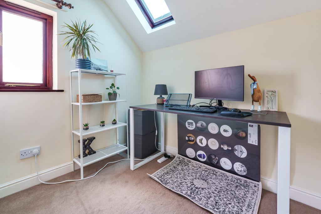 Bedroom 4/Study