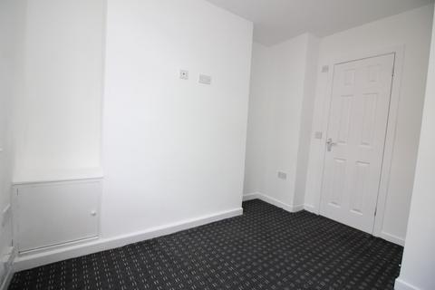 3 bedroom end of terrace house to rent, Peaton Street, North Ormesby