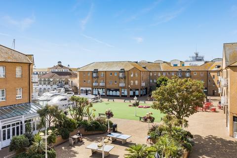 1 bedroom apartment for sale, Starboard Court, Brighton Marina Village, Brighton