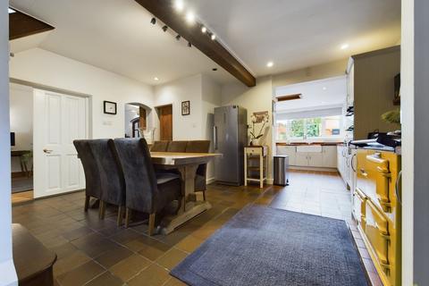 4 bedroom cottage for sale, Coplow Lane, Foston
