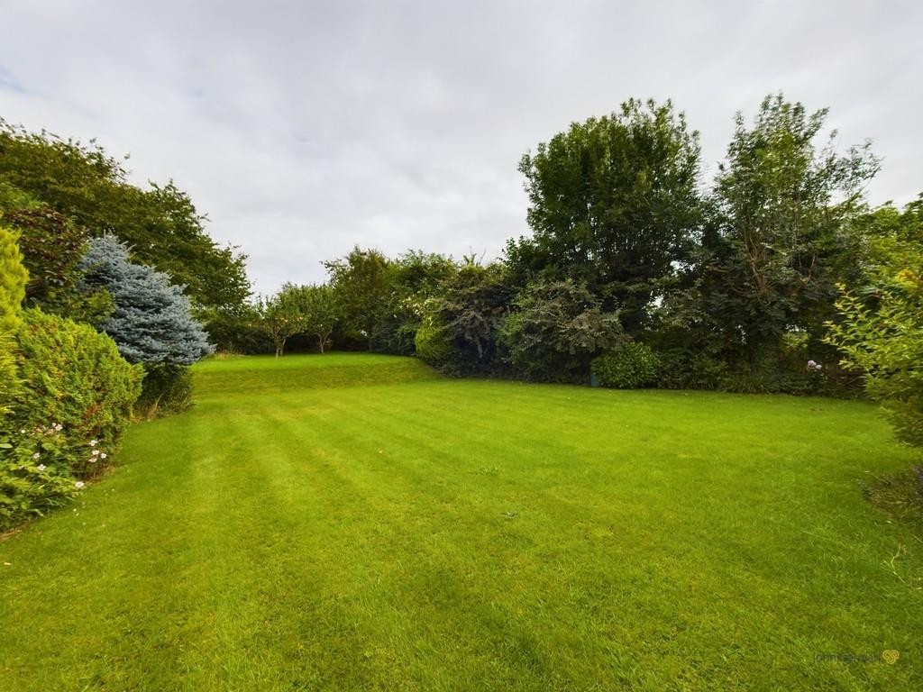 Highwood Road, Uttoxeter 3 bed detached bungalow for sale £550,000