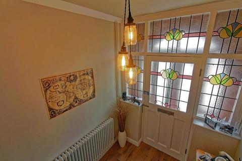 3 bedroom semi-detached house for sale - St. Annes Drive, Aylestone, Leicester