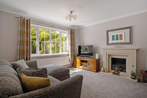 7 Edwin Close, Cawston, Rugby, CV22 7FA