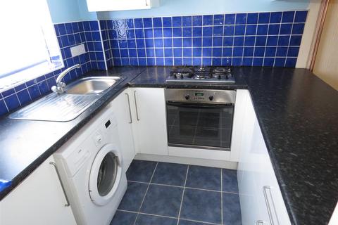 2 bedroom house to rent, Pitsmoor Road, Sheffield, South Yorkshire, UK, S3