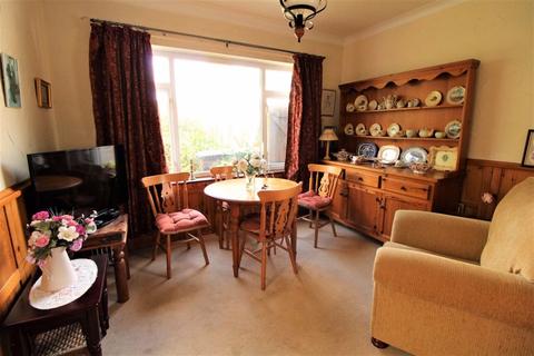 5 Croft Crescent, Walsall, WS8 7DN