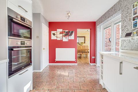 92 Alexandra Road, Great Wakering, Southend-on-sea, SS3 0GW