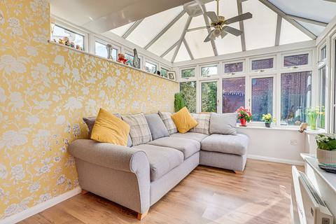 92 Alexandra Road, Great Wakering, Southend-on-sea, SS3 0GW