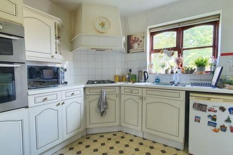 1 Chaceley Close, Abbeymead, Gloucester, GL4 4XP