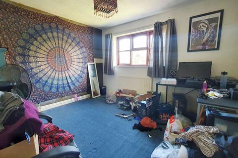 1 Chaceley Close, Abbeymead, Gloucester, GL4 4XP
