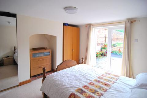 54 Barnwood Road, Gloucester, GL2 0SG