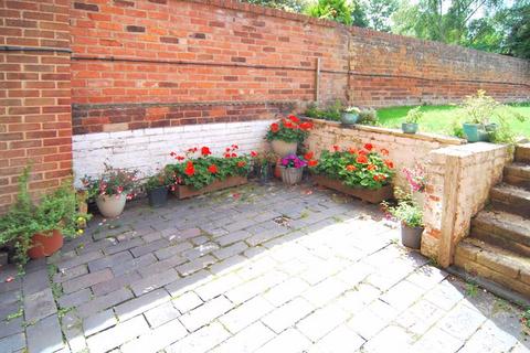 54 Barnwood Road, Gloucester, GL2 0SG