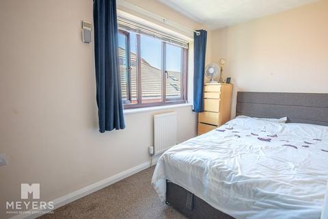 4 Bloomfield Place, Bournemouth, BH9 1UB