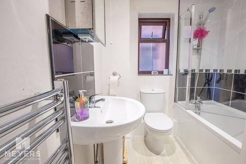 4 Bloomfield Place, Bournemouth, BH9 1UB