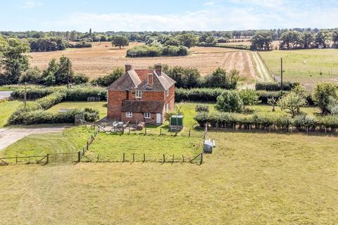 4 bedroom detached house for sale, Bethersden Road, Bethersden, Kent