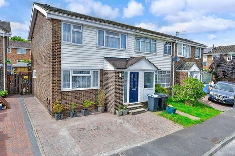 40 Apple Close, Snodland, ME6 5JP
