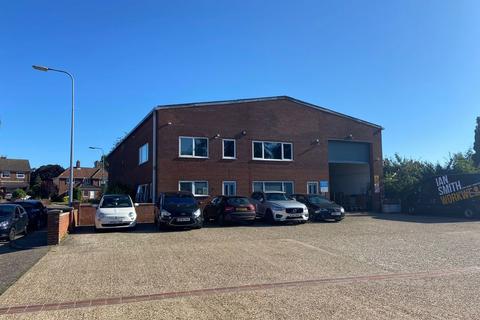 Warehouse to rent, 20 Drayton Industrial Estate, Taverham Road, Drayton, Norwich, Norfolk, NR8 6RL