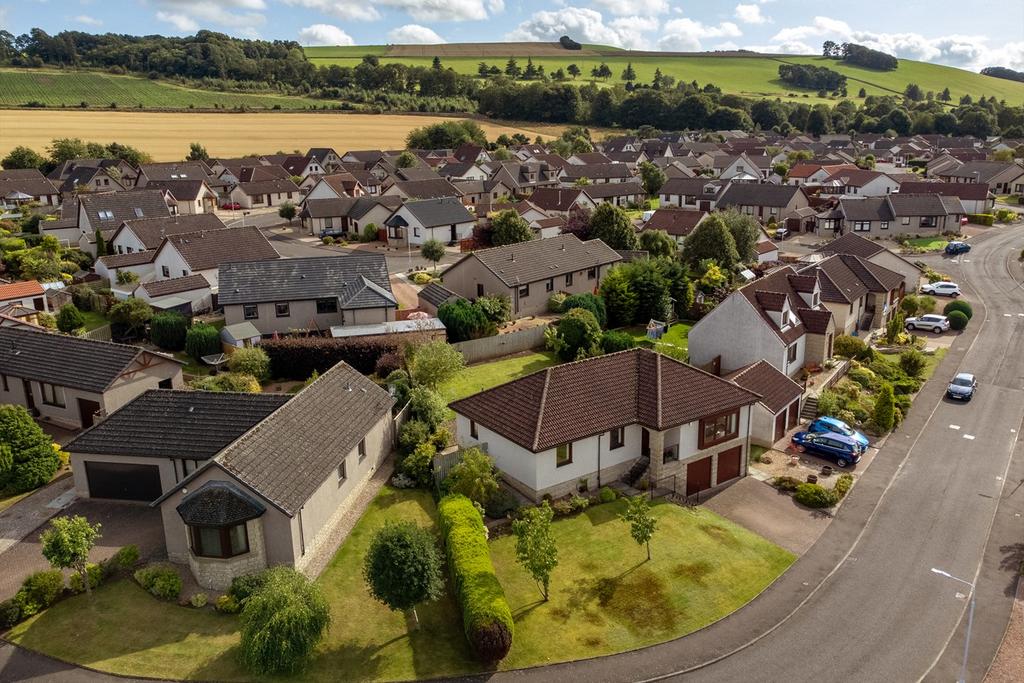 Hogarth Drive, Cupar, KY15 3 bed detached house for sale £360,000