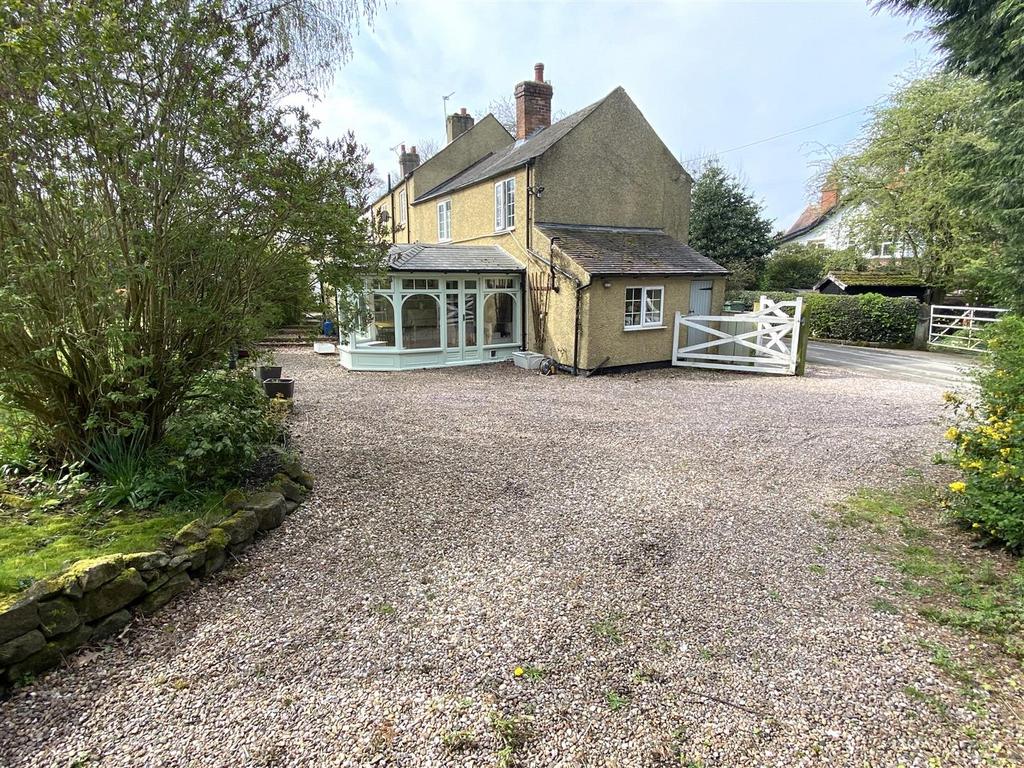 Woodhouse Lane, South Normanton DE55 3 bed cottage for sale £425,000