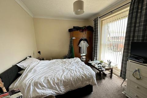 4 bedroom property for sale, Queen Victoria Road, Llanelli