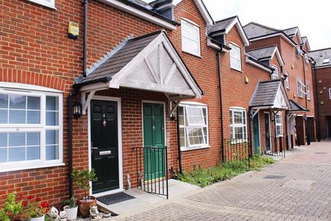 1 bedroom terraced house for sale, Priory Mews, Chertsey KT16