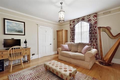 5 bedroom townhouse for sale - 22 Barton Road, Hereford walking distance of the city centre