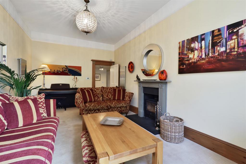 Clywyn 22 Barton Road - 051.jpg