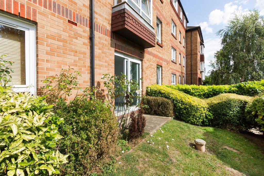 Sidcup Hill, Sidcup, DA14 1 bed retirement property £185,000