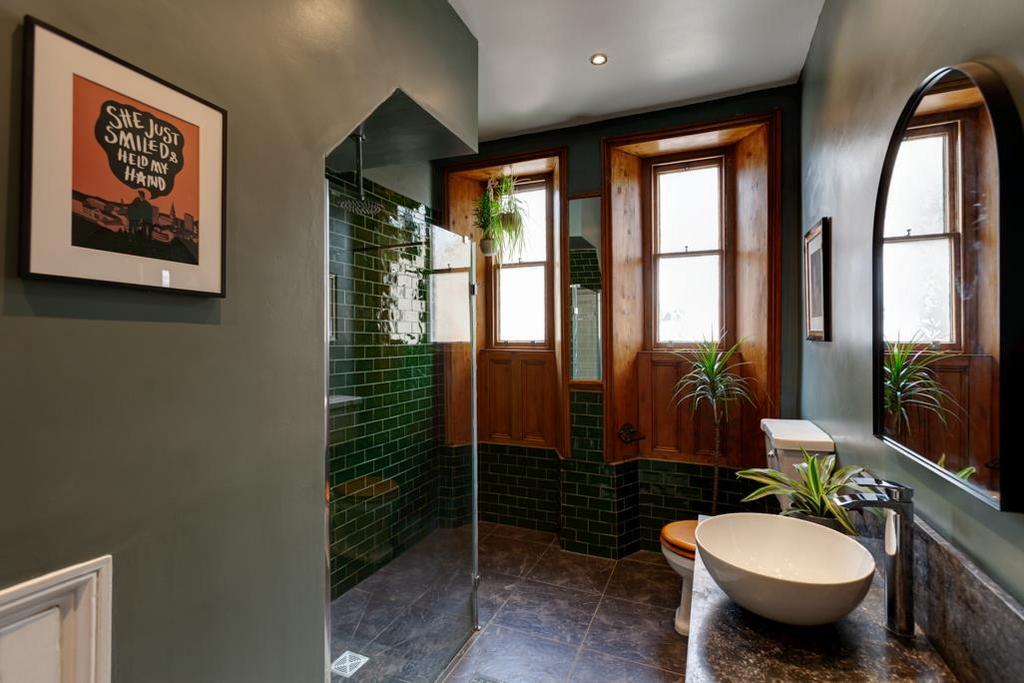 Family Shower Room