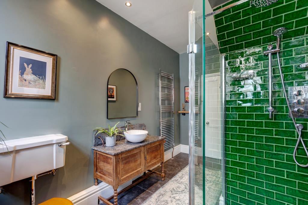 Family Shower Room