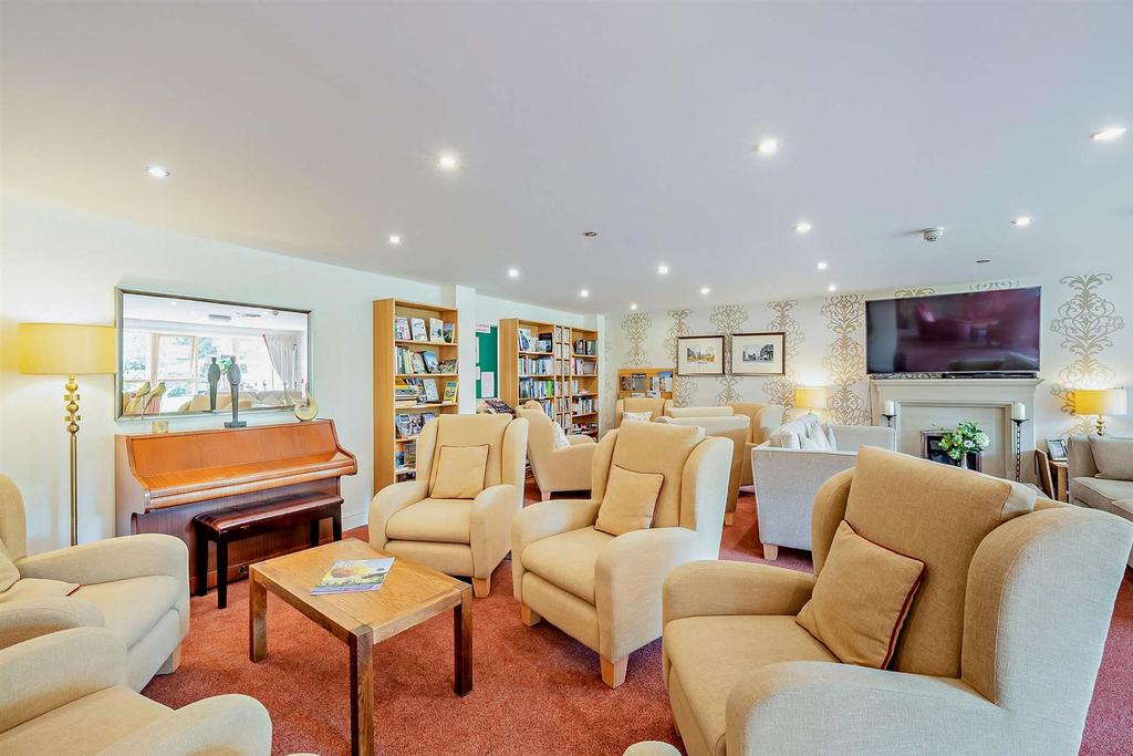 Homeowners Lounge