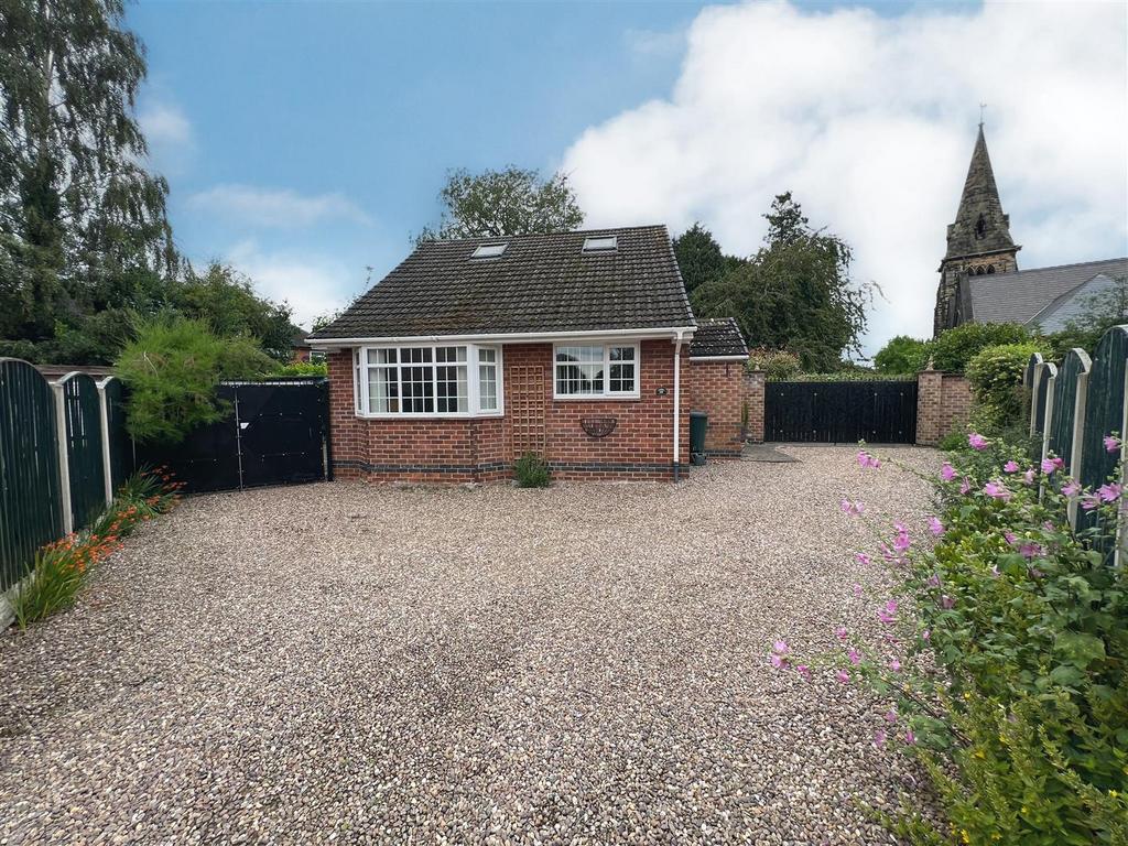 Park Hill Drive, Derby DE23 2 bed bungalow for sale £279,950