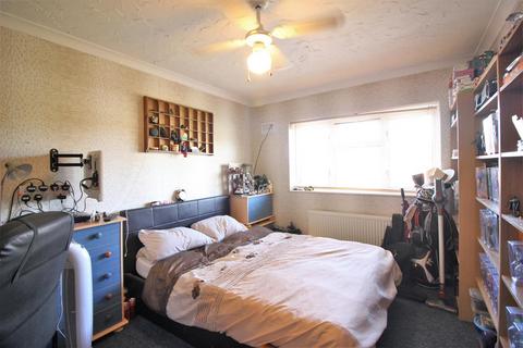 127 Parsonage Leys, Harlow, CM20 3PH
