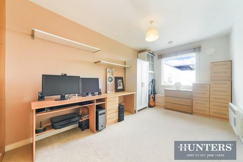 56, Renaissance Court Prince Regent Road, Hounslow, TW3 1QH