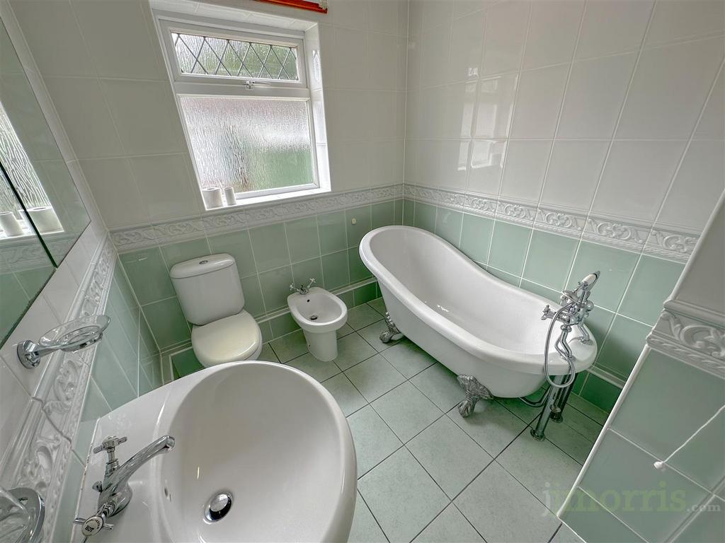 Family Bathroom