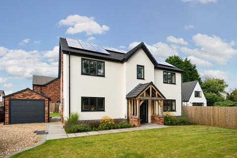 11 Marklands Chase, Astley, Manchester, M29 7TN